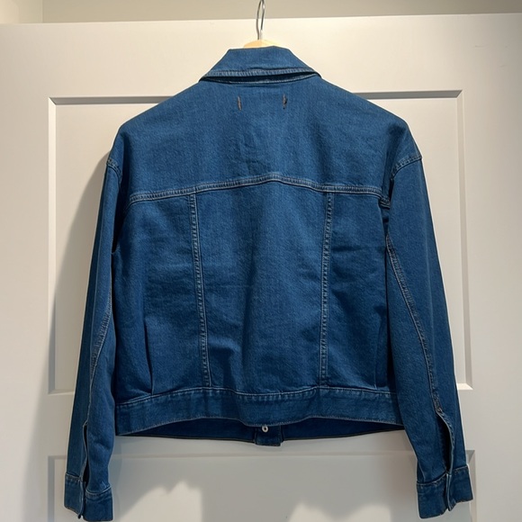 Express Semi-Cropped Snap Front Denim Jacket in Size Medium - Picture 8 of 9